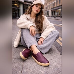 Monkey Feet Leather Slip-On Sneakers Purple 41 US 10 Comfort Minimalist